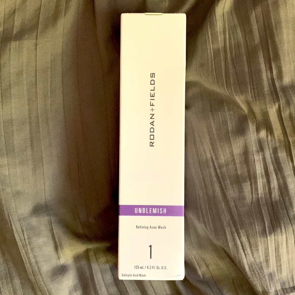 Rodan + Fields Unblemish redefining face wash